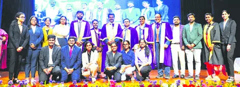సాంకేతికతను అందిపుచ్చుకుంటేనే విజయం