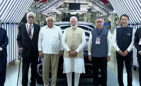 PM Narendra Modi Flags Off First Maruti Suzuki e Vitara EV Produced In India