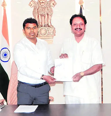 పంచాయతీలకు నిధులు విడుదల చేయాలి 
