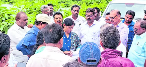మరోసారి ఆగిన సర్వే 