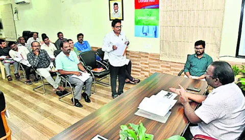 ఎంపీఎఫ్‌సీ గొడౌన్‌లకు  బిల్లుల చెల్లింపు