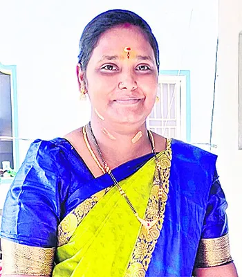 రోడ్డు ప్రమాదంలో గాయపడిన మహిళ మృతి 