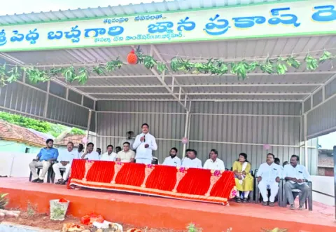 జ్ఞానప్రకాశ్‌రెడ్డి సేవలు అభినందనీయం
