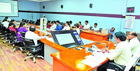 అర్హులైన ప్రతి లబ్ధిదారుడికి పింఛన్‌ అందించాలి