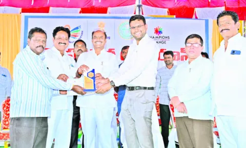 అందరి సహకారంతో గట్టుకు గుర్తింపు 