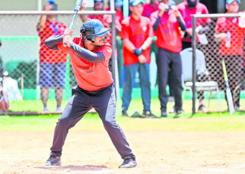 సాఫ్ట్‌బాల్‌లో కిరణ్‌కుమార్‌ సత్తా 
