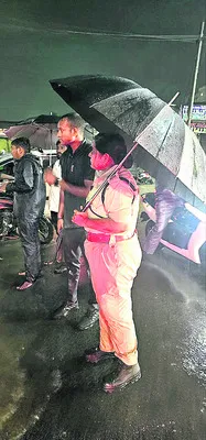 పోలీసుల అప్రమత్తం