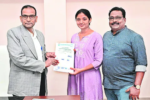 వైద్య కళాశాలల్లో కొత్త విద్యార్థుల రాక 