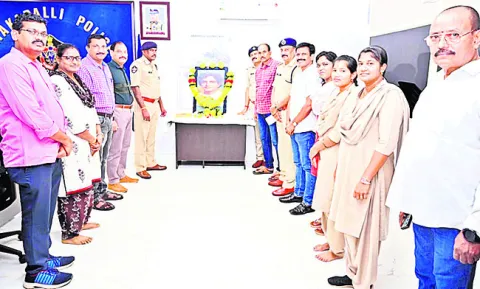 బళ్లారి రాఘవ ప్రదర్శనలు అమోఘం 