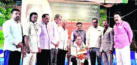 బళ్లా