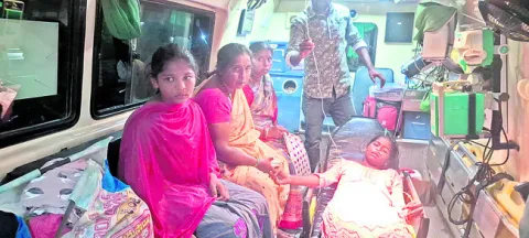 ‘కస్తుర్బా’ విద్యార్థినులకు అస్వస్థత
