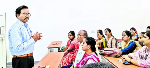 రేపటి నుంచి కేంద్రీయ విద్యాలయ తరగతులు 
