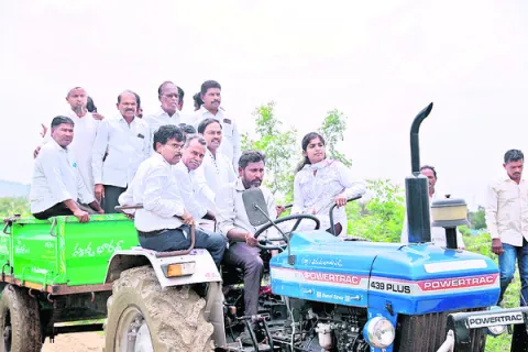 దశల వారీగా కాల్వల్లో పూడికతీత
