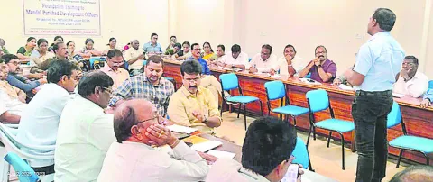ప్రవర్తన నియమావళిపై పట్టు సాధించాలి 