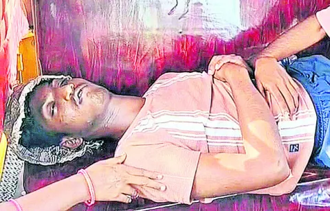 ఆర్టీసీ బస్సు ఢీకొని.. 
