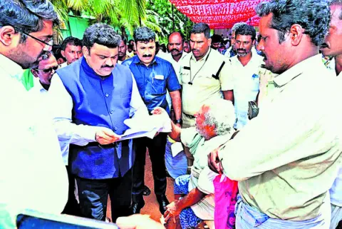 సారూ.. న్యాయం చేయండి