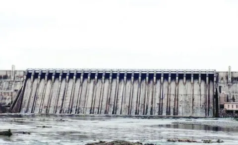 Nagarjuna Sagar gates closed
