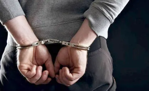 Woman Boyfriend Arrested Husband Dumping Body in Drain