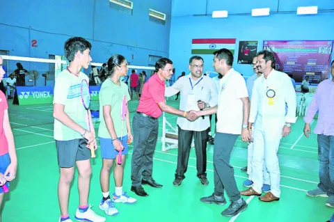 రాష్ట్రస్థాయి బ్యాడ్మింటన్‌ టోర్నీ ప్రారంభం