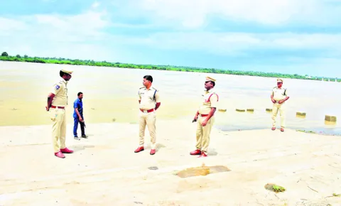 నిమజ్జనానికి పకడ్బందీ ఏర్పాట్లు 