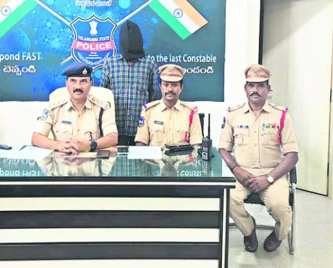 గంజాయి విక్రయిస్తున్న యువకుడి అరెస్టు 