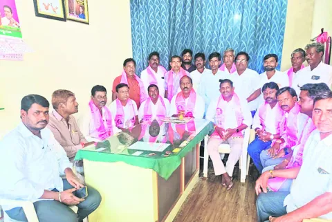 వరద బాధితులను ప్రభుత్వం ఆదుకోవాలి