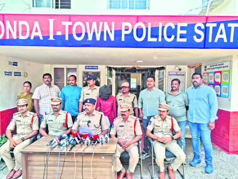 హత్య కేసును ఛేదించిన పోలీసులు