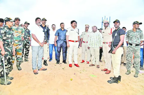 గణేశ్‌ నిమజ్జనానికి పటిష్ట ఏర్పాట్లు 