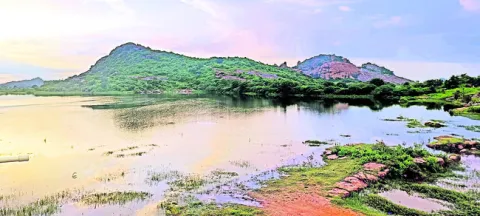 నగరంలో వాటర్‌ స్పోర్ట్స్‌ అడ్వెంచర్‌ !