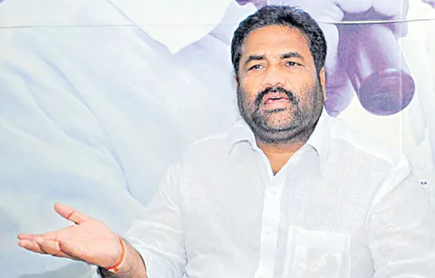 TDP MLA Kotamreddy Sridhar Reddy new drama