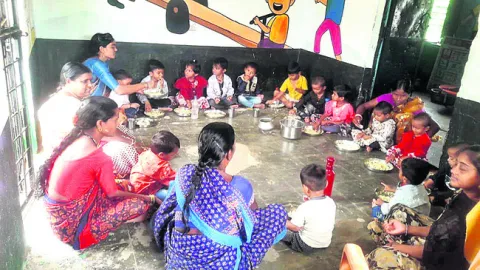 అంగన్‌వాడీల్లో అల్పాహారం