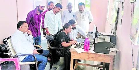 స్వామిత్వ సర్వే పకడ్బందీగా చేయాలి