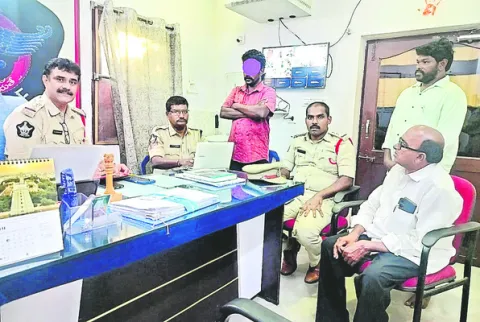 నీలపల్లి హత్య కేసులో నిందితుడికి రిమాండ్‌ 
