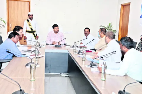 భూసేకరణ ప్రక్రియ వేగవంతం చేయాలి 