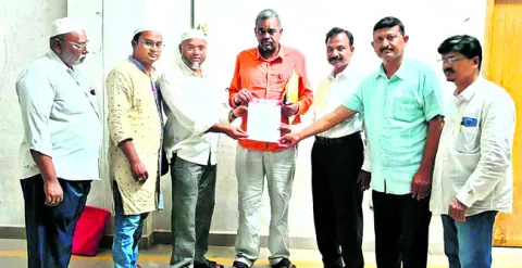 క్లస్టర్‌ ఉపాధ్యాయులకు న్యాయం చేయాలి
