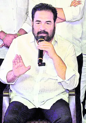 పోలీసు అదుపులో  ఐదుగురు రౌడీషీటర్లు 