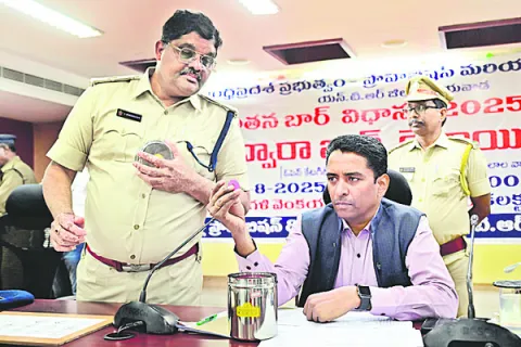 లాటరీలో 62 బార్లు కేటాయింపు 