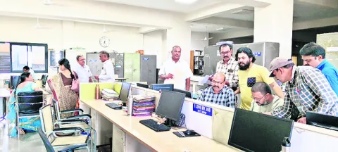 నేటి నుంచి సర్టిఫికెట్ల పరిశీలన