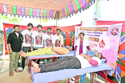 రక్తదాన శిబిరానికి అనుహ్య స్పందన