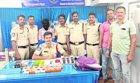 చోరీ కేసులో నిందితుడి అరెస్టు