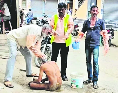 పరిమళించిన మానవత్వం 