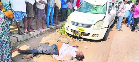 రోడ్డు ప్రమాదంలో వ్యక్తి దుర్మరణం 