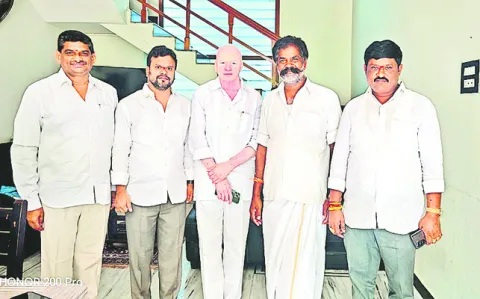 మిథున్‌రెడ్డిపై అక్రమ కేసులు దారుణం