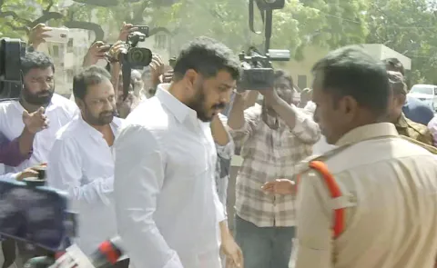 YSRCP ANil Kumar Attends Nellore DS Office Updates