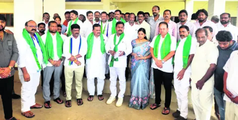 రైతులను నిండా ముంచిన కూటమి సర్కారు 