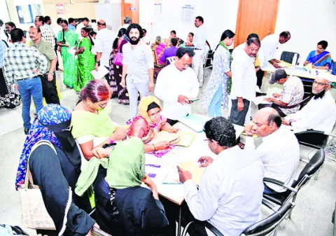 సర్టిఫికెట్ల పరిశీలన ప్రారంభం