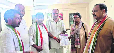 ఉద్యమకారుల సమస్యలపై వినతి