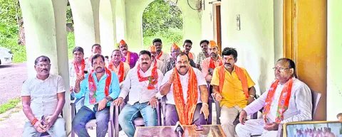 సమావేశం విజయవంతం చేయాలి