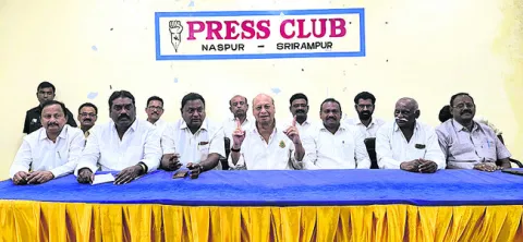 లాభాల బోనస్‌ ప్రకటించాలి 