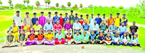 షూటింగ్‌ బాల్‌ జిల్లా జట్ల ఎంపిక 